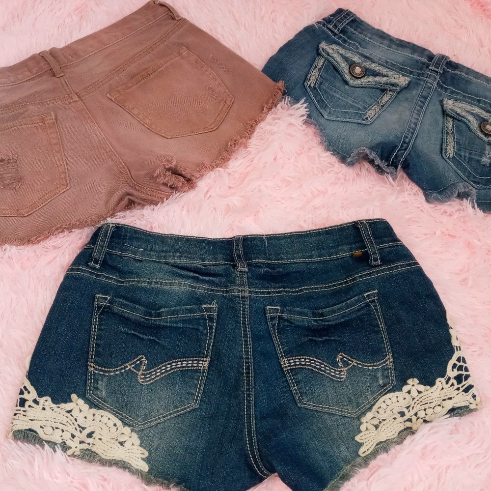 Shorts - Picture 2 of 2